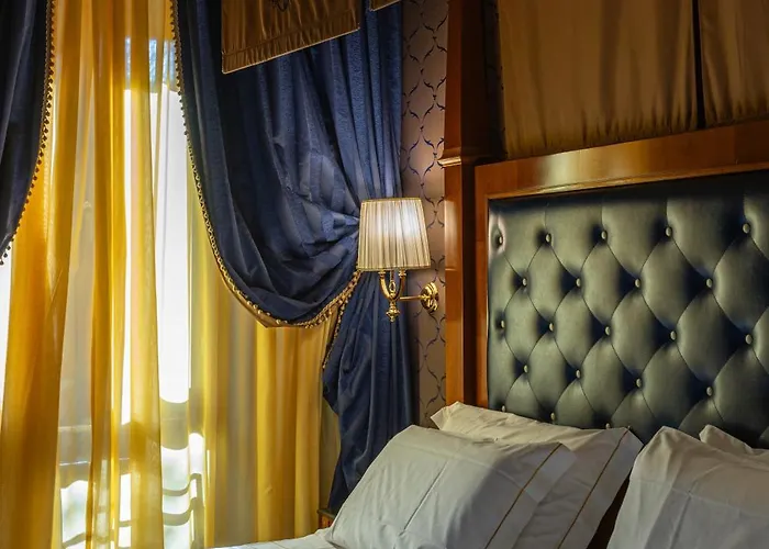 Hotel Manfredi In 3*